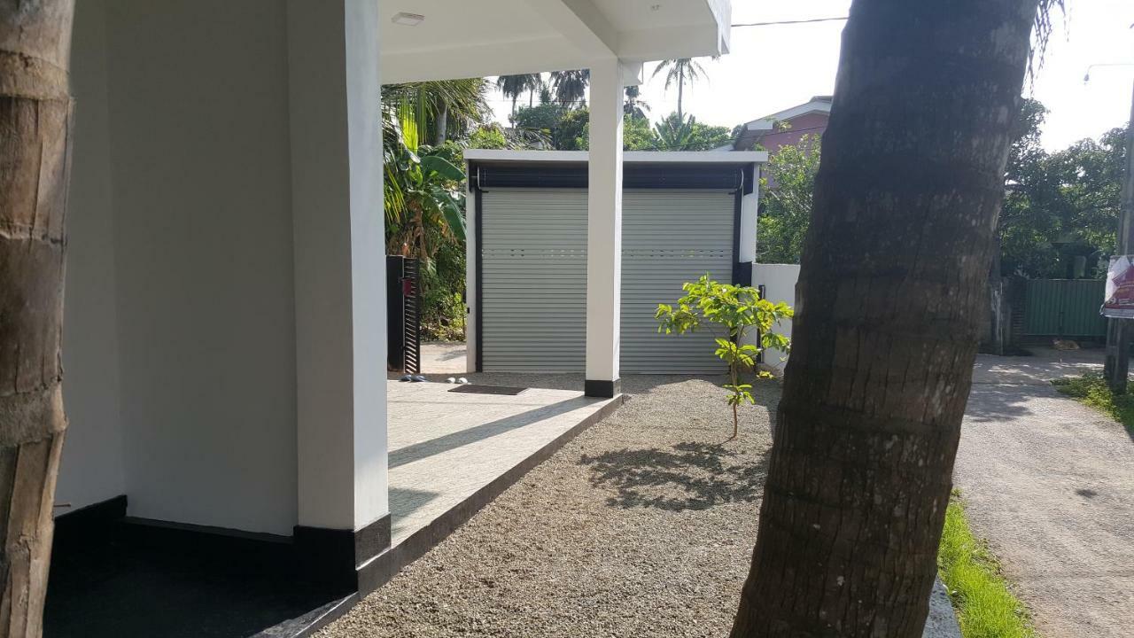 Coco House Villa Galle Buitenkant foto