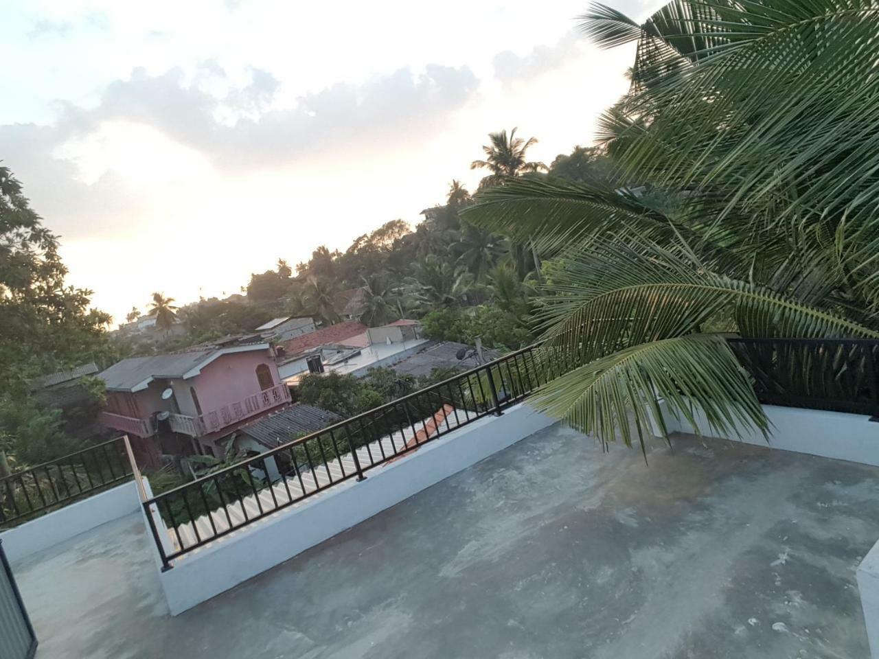 Coco House Villa Galle Buitenkant foto