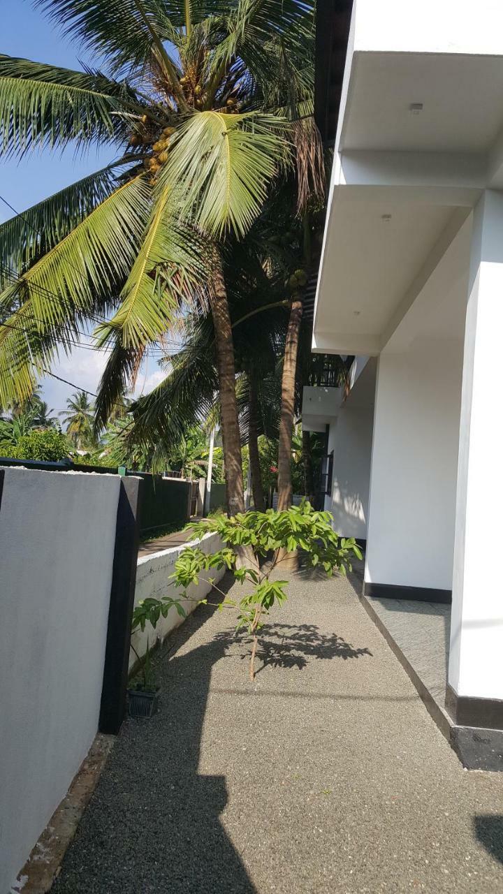 Coco House Villa Galle Buitenkant foto